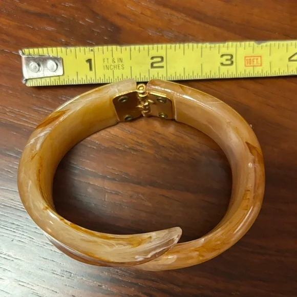 VTG Swirl Earth Tones Lucite Clamper Bracelet - Picture 8 of 8